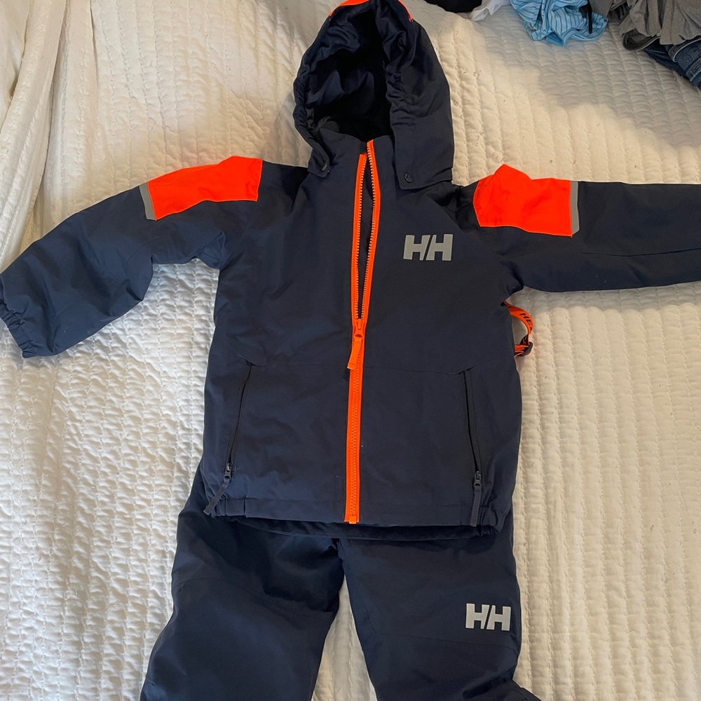 Helly Hansen Kids Ski Jacket / Pants Set / Boys / Girls/ Unisex / Size 6-7. Navy
